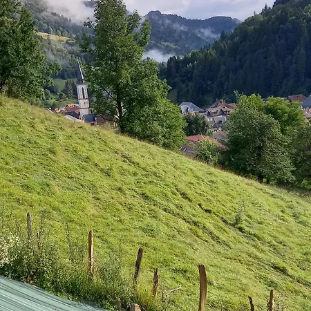 Le Chant De La Riviere En Chartreuse アパート